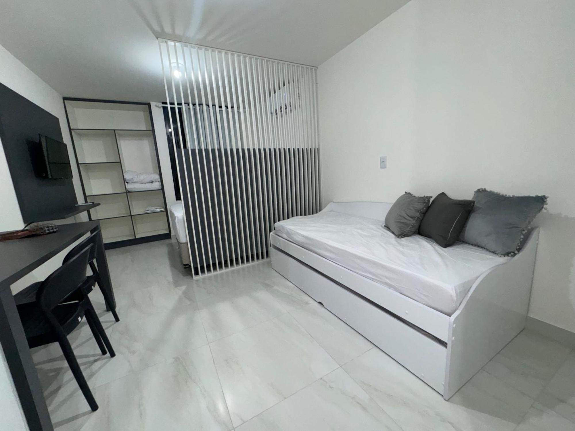 Flat A 400 Metros Da Praia!, Otima Localizacao. *